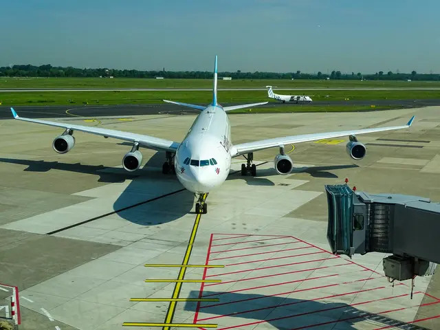 Im ersten Halbjahr 2025 erreichten die Treibhausgasemissionen des Flugverkehrs in Österreich mit 1,5 Millionen Tonnen einen neuen Höchstwert.  | Foto: Miguel Ángel Sanz/unsplash
