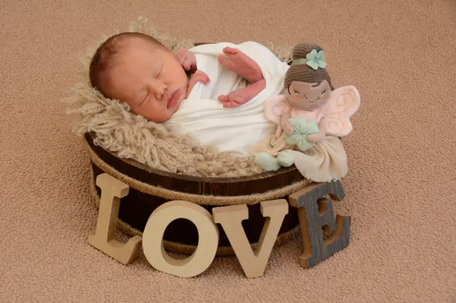 Name: Jana
Geburtsdatum: 17.09.2025
Gewicht: 2.980 g
Größe: 50 cm
Eltern: Stefanie Fehringer und Patrick Pichler aus Bruck an der Mur | Foto: Babysmile