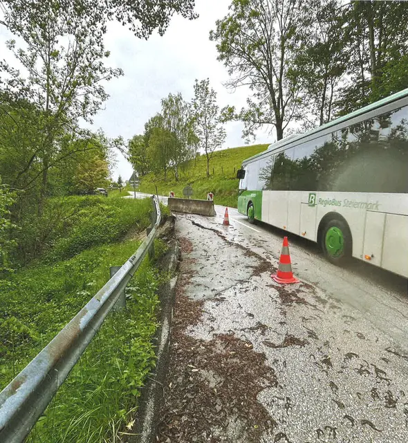Die Rutschung entlang der L 713, der Kaiseraustraße, wird ab Montag, 6. Oktober, saniert. | Foto: Land Steiermark/A16