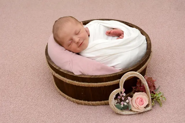 Name: Paulina Maria
Geburtsdatum: 23.09.2025
Gewicht: 3.050 g
Größe: 50 cm
Eltern: Antonia Lengger und Christopher Maurer aus St.Stefan ob Leoben | Foto: Babysmile