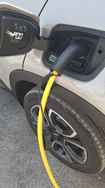 Der Impulsvortrag von Kurt Leonhartsberger in Ohlsdorf beleuchtet bidirektionales Laden. | Foto: Grünen Bezirk Gmunden