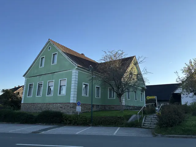 Früher Gemeindeamt: Das Gebäude im Ortsteil Mettersdorf. | Foto: MeinBezirk/Katrin Löschnig