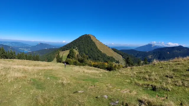 Einfach schön ist der Blick zum Fuschlsee, dem Faistenauer Schafberg und zum Schafberg.
ÖSTERREICH unser herrlichstes WANDERLAND: