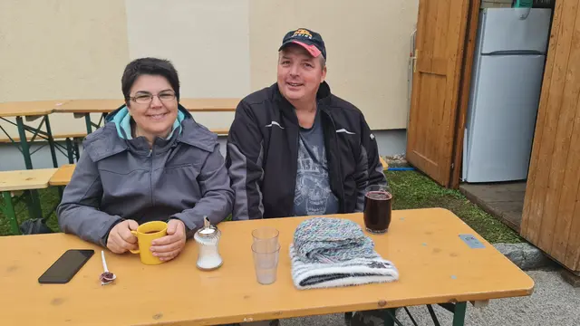 Helga und Roman Haas beim gemütlichen Kirtagsbesuch. | Foto: Cornelia Strobl