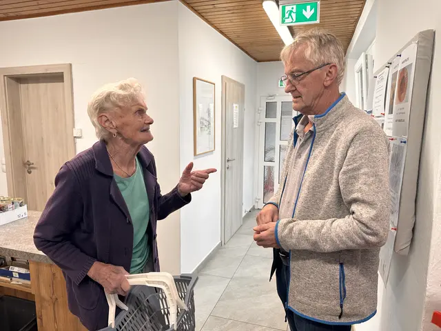 Hier bekommt man alles an einem Ort, direkt vor der eigenen Haustür. Das ist vor allem für Ältere vorteilhaft. Die Familie bietet ebenso einen Zustellservice an. | Foto: Lisa Stöckl