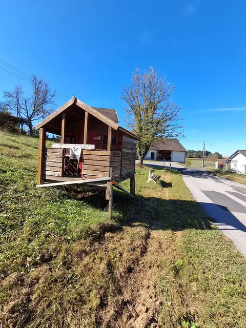 Am Wegrand ... | Foto: Gold Michaela