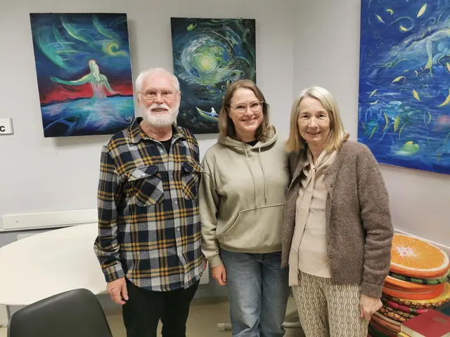 v.l.n.r.: Komponist Franz Zebinger, Autorin Ingrid Zebinger-Jacobi, bildende Künstlerin Theresia Plank-Zebinger | Foto: Hermine Arnold
