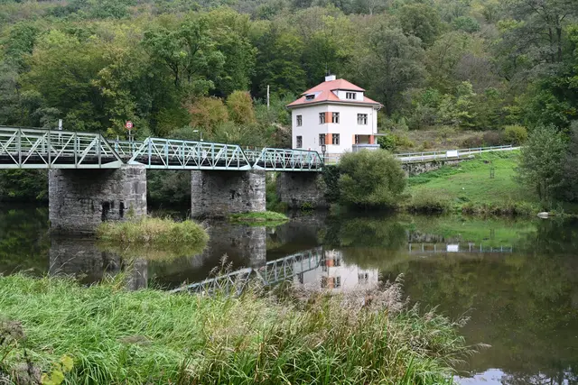 Thayabrücke und tschechisches Zollhaus