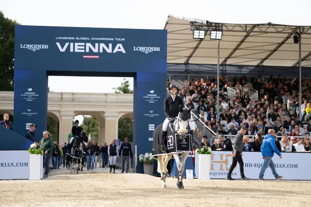 Theresa Singer beim Einzug auf den Parcours vor großem Publikum. | Foto: lgct-of-vienna