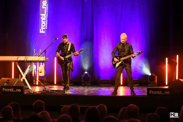 Boris Bukowski begeisterte am Samstag das Publikum im ausverkauften Stadttheater Leoben. | Foto: Bernd Haider