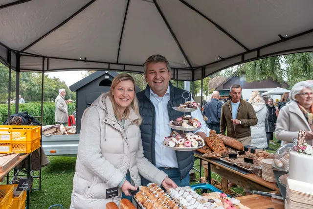 Susanne Kiss und Michael Goldenitsch verwöhnten mit Buchteln und Co.