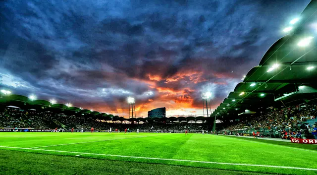 Dunkle Wolken über der Merkur-Arena: Neubau ist abgesagt. | Foto: GEPA