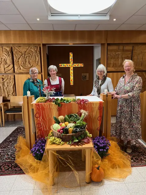Die ehrenamtlichen Mitarbeiterinnen Lore Brunnbauer, Christiane Rauckenberger, Christa Valetti und Monika Pöll sorgten für ein gelungenes Erntedankfest. | Foto: PBZ Klosterneuburg