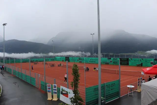 Die neue Tennisanlage besteht aus vier Allwetterplätzen.