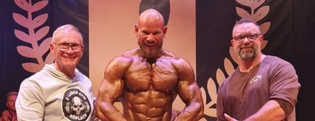 Erik Fuchs aus Graz gewann die Männerkategorie, Walter Stückler (l.) gratulierte herzlichst. | Foto: Stückler