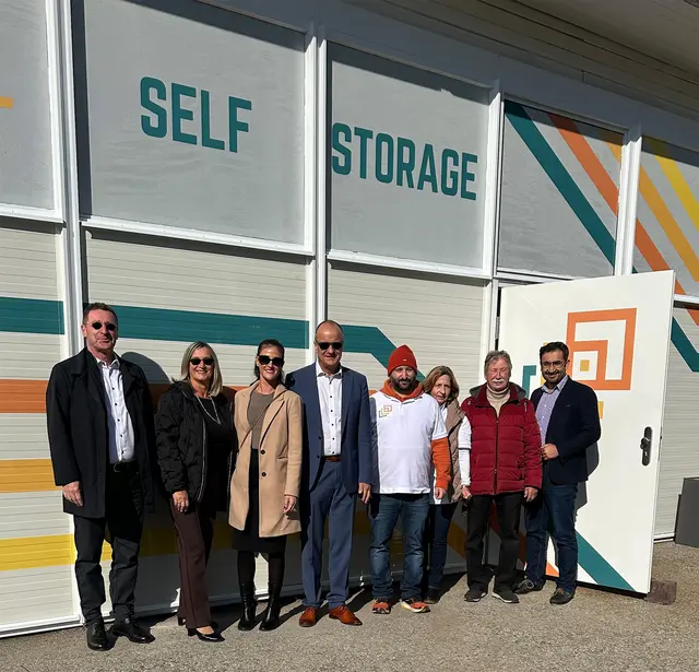 Vizebürgermeister Christian Rothbauer, Wirtschaftsbund Wolfsgraben Obfrau Gerti Krejci, Nicole Abele, Bürgermeister Christian Lautner, Christoph Rumel, Isabella Rumel, Josef Rumel, Wirtschaftsbund Organisationsreferent Ramazan Serttas | Foto: privat