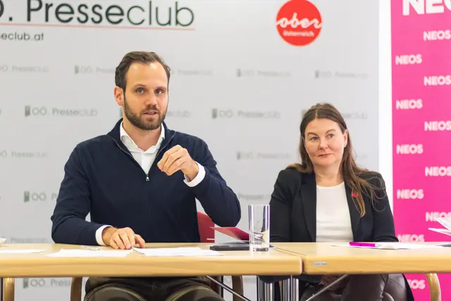 Felix Eypeltauer und Karin Doppelbauer. | Foto: Neos OÖ