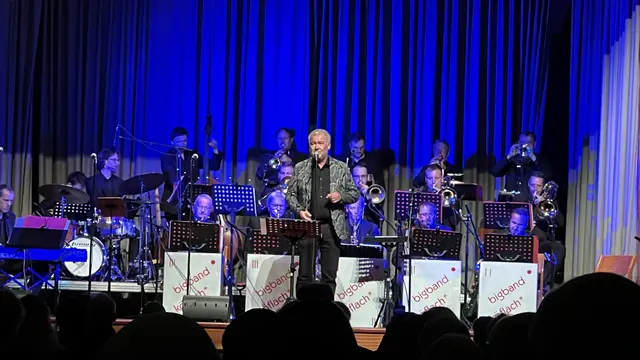 Bei Songs von Udo Jürgens geht Günter Riedenbauer gerne auf sich heraus. | Foto: Stadtgemeinde Bärnbach