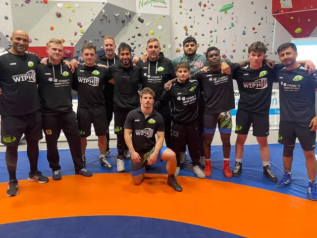 Große Freude bei Trainer Dieter Vodovnik und seinen Bundesligaringern nach dem Sieg in Leonding | Foto: KSV Söding