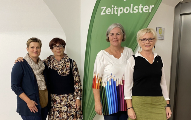 Sabine Steiner (Gemeindebedienstete), Frau Pauline Uitz (Vizebürgermeisterin), Frau Mag. Shurga Schrammel (Vortragende) und Frau Elke Hofbauer (Gemeinderätin). | Foto: Marktgemeinde Gars
