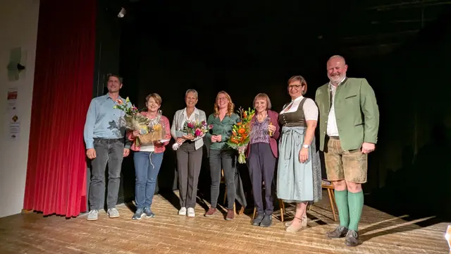 Von links: Wolfgang Gratzl, Elisabeth Kindermann, Ingrid Brandstätter, Christine Schulz, Burgi Leithner, Katharina Jachs und Günter Lorenz. | Foto: zVg