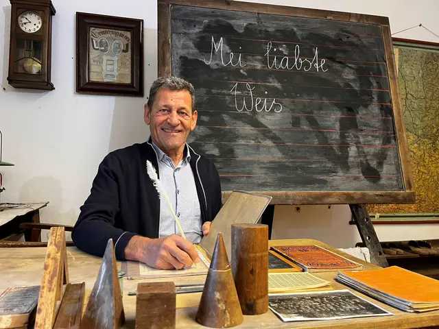 Mei liabste Weis-Moderator Franz Posch | Foto: ORF