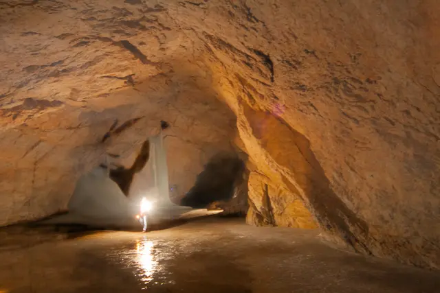 Bild # 2851: Hier endet die Führung und es geht auf der anderen Seite wieder retour. Von hier führt ein steiler Bockstollen zum U-Tunnel.  | Foto: © by Ing. Günter Kramarcsik