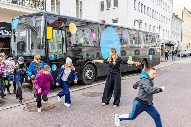 Der eigene FLiP-Bus. | Foto: FLiP gGmbH für Finanzbildung in Kärnten 