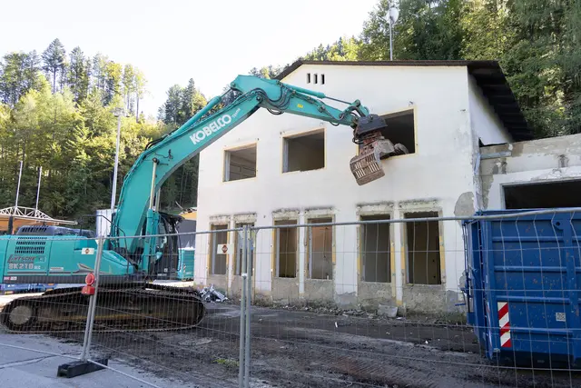 Der Museumspavillon wird am Areal der ehemaligen Polizeiinspektion errichtet. | Foto: LPD Kärnten/Just