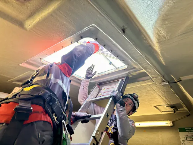 Jetzt geht's aufs Dach. | Foto: MeinBezirk/Birgit Bachhofner