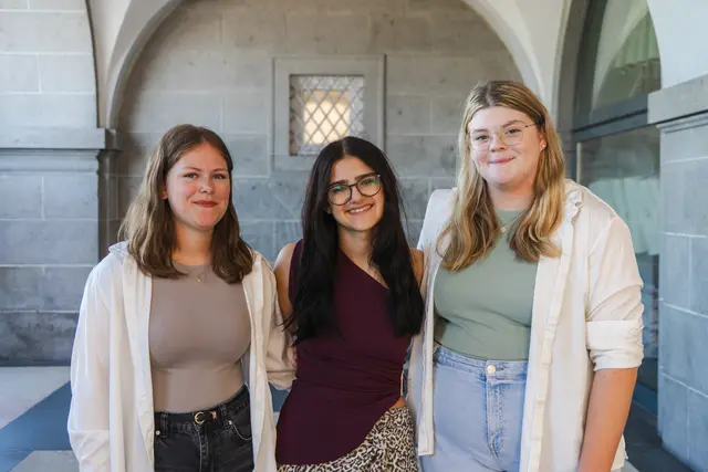 Obfrau der UHS-Ortsgruppe Schärding-Grieskirchen ist Cemile Dönmez (Mitte), Geschäftsführerin Sophie Ecker (links). | Foto: UHS