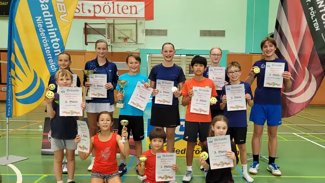 Das Foto der Siegerinnen und Sieger | Foto: Badminton Club St. Pölten