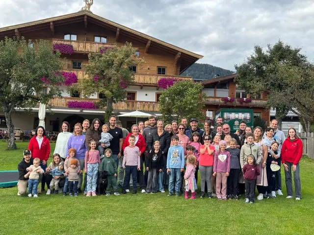 Familien beim Herzkindertreffen in Kirchdorf in Tirol | Foto: Herzkinder Österreich