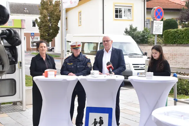 Bei einer Pressekonferenz am Dienstag wurde das Pilotprojekt vorgestellt. | Foto: Stefan Schneider