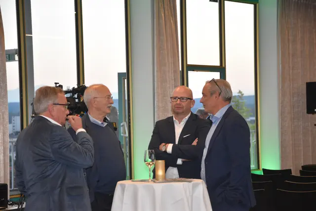 Die rege Beteiligung des Publikums durch Fragen und Diskussionen unterstrich das große Interesse an den präsentierten Themen. | Foto: WALDVIERTEL AKADEMIE