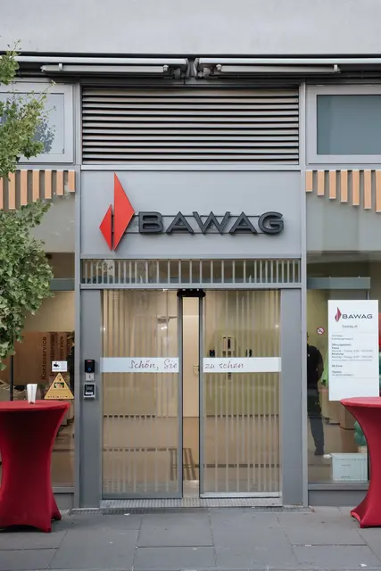 Die Bawag-Filiale im Exenbergerweg 4 nahe der Simmeringer Hauptstraße ist seit Kurzem wieder in Vollbetrieb.  | Foto: BAWAG/Fotograf: Markus Schlögl