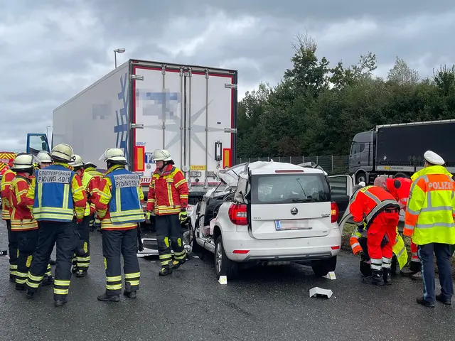 Ein tödlicher Verkehrsunfall ereignete sich am Montag, dem 6. Oktober 2025, kurz vor dem Grenzübergang Walserberg. | Foto: BRK BGL