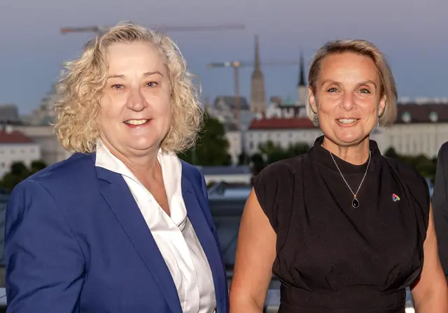 Organisatorin Ortrun Gauper und Bürgermeisterin Bettina Bauernhofer (Weiz) | Foto: Lanouve Media