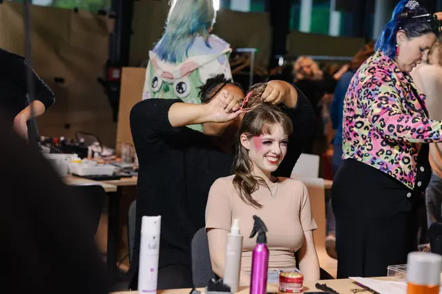 Die jungen Models hatten sichtlich Spaß hinter den Kulissen von Kids in Fashion. | Foto: leggou