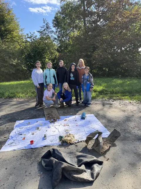 Die Kinder engagierten sich gemeinsam für die Umwelt. | Foto: Mittelschule Stainz