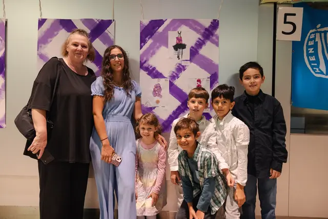 In der WU Mensa konnte man sich im Rahmen einer Ausstellung auch alle Siegerentwürfe im Detail ansehen. | Foto: leggou