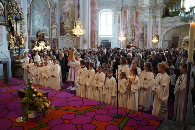 Kirchen prägen die Ortszentren und galten damals als Haupttreffpunkt.  | Foto: Michael Lackner