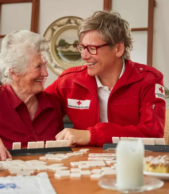 Das Tagesbetreuungszentrum bietet eine sichere und strukturierte Tagesgestaltung in guter Gesellschaft. | Foto: OÖRK/Werner Asanger