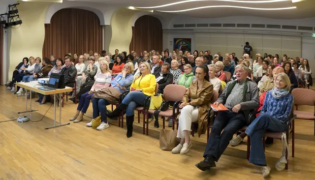 Sehr viele Leute kamen zum MeinMed-Vortrag in Knittelfeld. | Foto: Walter Schindler