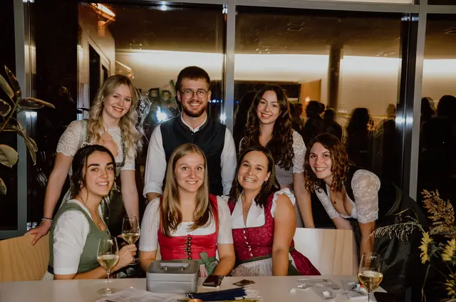 Die Landjugend Bezirk Grieskirchen freut sich schon auf zahlreiche Ballgäste in Wendling. | Foto: Landjugend Bezirk Grieskirchen