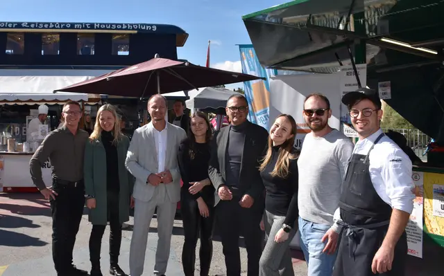 v.l.n.r.: Stefan Müßigang, Elisabeth Kurz, Johanne Anzengruber, Marina Geisler, Franz Staggl, Julia Anzengruber, Lukas Staggl, Michael Ploner | Foto: WK Tirol