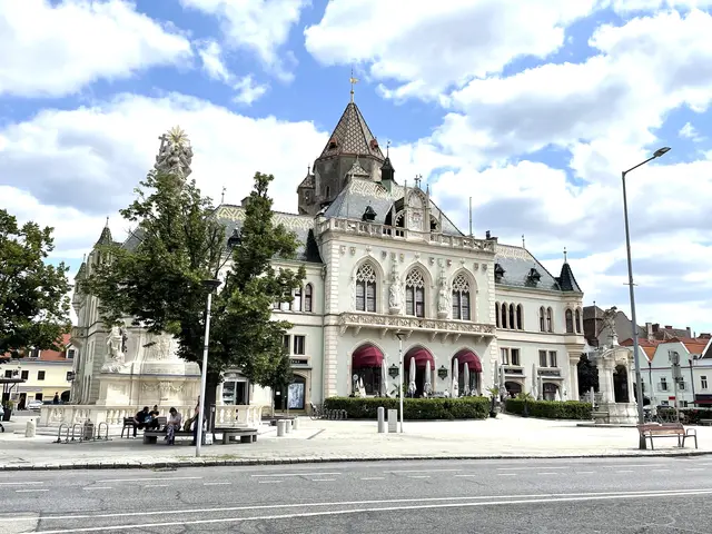 Leerstand in Stadt- oder Gemeindezentren könnte man durch höhere Grundsteuer auf nicht genutzte Grundstücke erreichen, findet Elisabeth Kerschbaum, GRÜNE. | Foto: Sandra Schütz