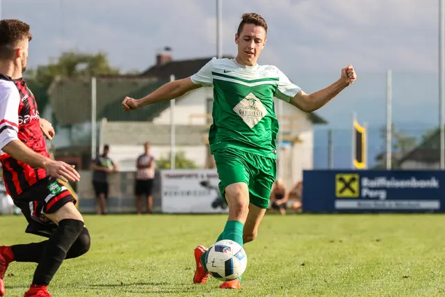 Bis Herbst 2021 kickte Niklas Astleitner in der Kampfmannschaft von Union Münzbach. | Foto: Karl Neugschwandtner