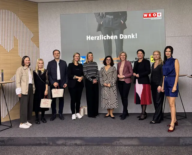 Andrea Eckerstorfer (Hotspot Innviertel), Katharina Wenty (Poetry Slam), Alois Wiesinger (CTO, Fill), Maria Schwendinger und Heike Stein (JobTwins-FACC), Maria Musel (Personalvorständin KH Ried), Lisa Fuchs (Stv. FiW), Dagmar Inzinger-Dorfer (Vorständin, Raiffeisenbank Region Ried), Lisa Kinast (Director, LeitnerLeitner), Katharina Anna Ecker (Vorsitzende FiW Ried). | Foto: FidW Ried