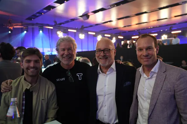 Von links: Maximilian Jonas Markschläger (Wiener Städtische), Bernhard Müssiggang (Agentur BMW), Roland Leitner (Key Account Manager RegionalMedien Tirol) und Thomas Zerlauth (Geschäftsführer RegionalMedien Tirol) | Foto: MeinBezirk/Thomas Geineder